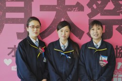 イベントは女性スタッフ中心に企画