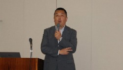 講師の内田憲志先生