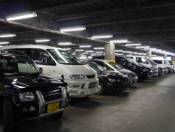 ＭＡＡ関西には三菱ディーラーが良質車が多数出品された