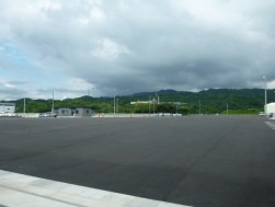 移転開設準備が進むオートプラザ福岡新会場