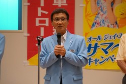 ＪＵ新潟会館オープン14周年記念ＡＡセレモニーで挨拶する佐藤一男理事長代行