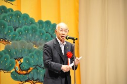 来賓祝辞でＪＵ中販連　澤田稔会長