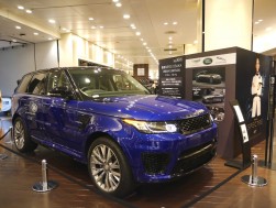 えｒん十ローバースポーツＳＶＲも展示