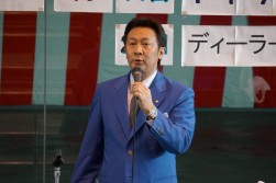 新年の挨拶をする安藤筆頭副理事長