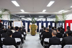 竣工式の様子