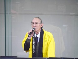 木村理事長がセリ開始前の挨拶