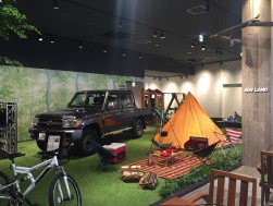 ＳＵＶ　ＬＡＮＤ名古屋の店内