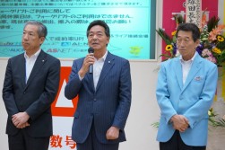 祝辞を述べるJU北海道問谷功三理事長