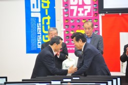 モーニング抽選会の様子