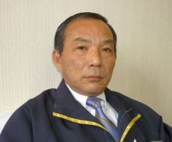 抱負を語る井之上取締役本部長