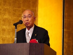 ＪＵ中販連の澤田会長が祝辞を述べた