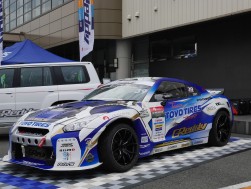 ジーライオングループはD1グランプリの「GLION OSAKA DRIFT」で冠スポンサーを務めた