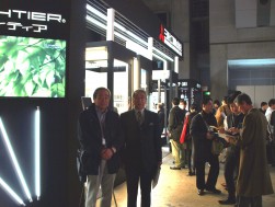 ヒアリングに協力してくれた三菱化工機ブースと関係者