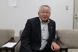 鹿野理事長