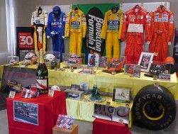 貴重なＦ１アイテムを多数展示した