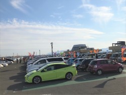 大垣会場には２４２台の上質車が集まった