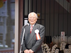 住永会長が謝辞を述べた