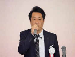 柴田会場長が会員への心からの感謝の気持ちを話した