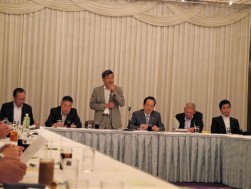 ２府４県が一堂に会し金融委員長会議