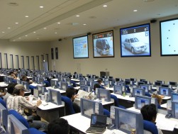 20日の場内