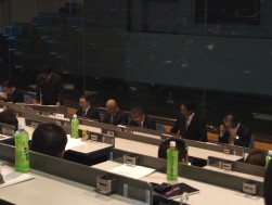 進行中の議場