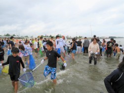 約２５０人が参加する大イベントとなった