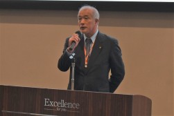 来賓挨拶を述べるJU三重・奥村理事長