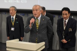 来賓挨拶を行なうJU三重・奥村理事長