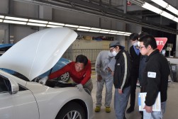 実車研修は少人数体制で行われた