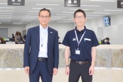 伊藤社長（左）と堀会場長（右）