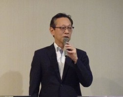 来賓を代表しMIRIVE・伊藤社長が祝辞を述べた