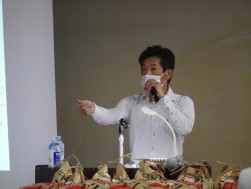 「県外コーナー」はＪＵ島根の中村青年部会長がコンダクターを務めた