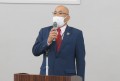 セリ前に挨拶を行う浦田会場長