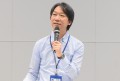セリ前にあいさつを述べる瀬田社長　