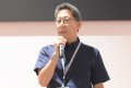セリの説明を行う堀会場長