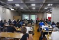多数の来場者が集まり活気溢れる手ゼリＡＡを展開