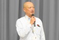 セリ前にあいさつを述べる日高取締役