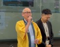 あいさつに立つ礒本青年部会長