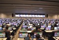 早朝から多くの会員が訪れた