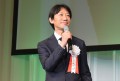 閉会のあいさつを述べる瀬田社長