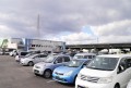 年始からたくさんの出品車が集まり活気