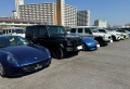 輸入車市場ならではの出品車が並ぶ