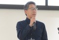 あいさつを述べる堀会場長