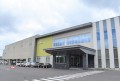 会場前に高額車両が並ぶ