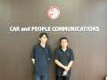 岡野 さ ん （左）と 塚本店長 （右）