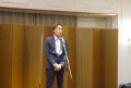 前夜祭であいさつを述べる大和理事長