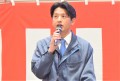 セリ前にあいさつを述べる和田会場長代行　　