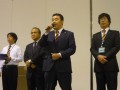 挨拶に立つ森川実部会長