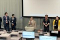 あいさつを述べる萩原理事長