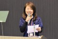 セリ前にあいさつを述べる白木会場長